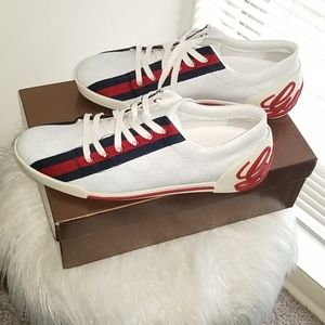 VINTAGE Gucci Sneakers